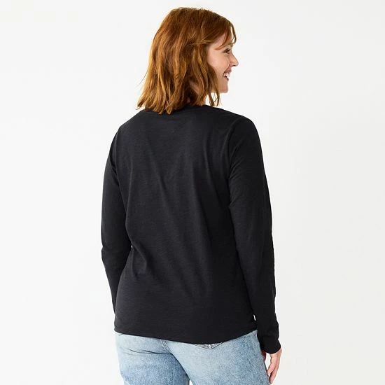 Women's Sonoma Goods For Life® Everyday V-Neck Long Sleeve Tee Black Scatter Floral 4 Women's Sonoma Goods For Life® Everyday V-Neck Long Sleeve Tee Black Scatter Floral - Image 2