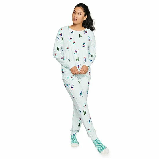Women's Sonoma Goods For Life® 3-pc. Long Sleeve Pajama Top, Pajama Pants & Socks Set Green Soft Camo 10 Women's Sonoma Goods For Life® 3-pc. Long Sleeve Pajama Top, Pajama Pants & Socks Set Green Soft Camo - Image 8