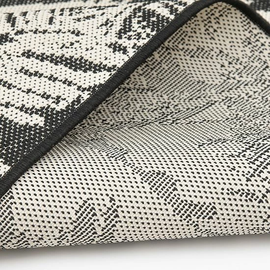 Sonoma Goods For Life® Indoor Outdoor Palm Area Rug Green 8 Sonoma Goods For Life® Indoor Outdoor Palm Area Rug Green - Image 6