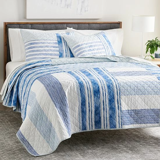 Sonoma Goods For Life® New Traditions Aberdeen Patchwork Quilt Or Shams 4 Sonoma Goods For Life® New Traditions Aberdeen Patchwork Quilt Or Shams - Image 2