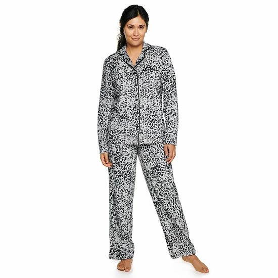 Women's Sonoma Goods For Life® Velour Long Sleeve Pajama Shirt & Pajama Pants Sleep Set Red Embossed Heart 10 Women's Sonoma Goods For Life® Velour Long Sleeve Pajama Shirt & Pajama Pants Sleep Set Red Embossed Heart - Image 8