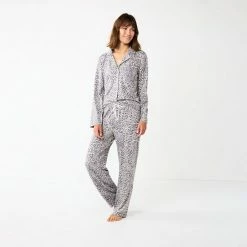 Women's Sonoma Goods For Life® Velour Pajama Shirt & Pajama Pants Sleep Set Black Leopard 15 Women's Sonoma Goods For Life® Velour Pajama Shirt & Pajama Pants Sleep Set Black Leopard -Sonoma Goods For Life shop unnamed file 3758